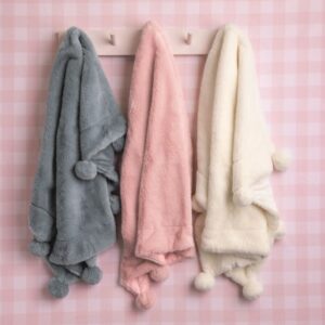 Ivory Pom Blanket - Image 3